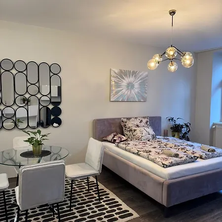 Need Is Love1 * Bratysława